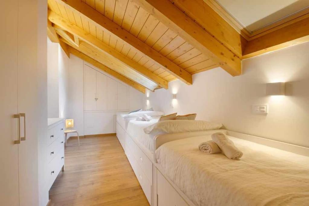 Duplex Campodios 비야누아 외부 사진